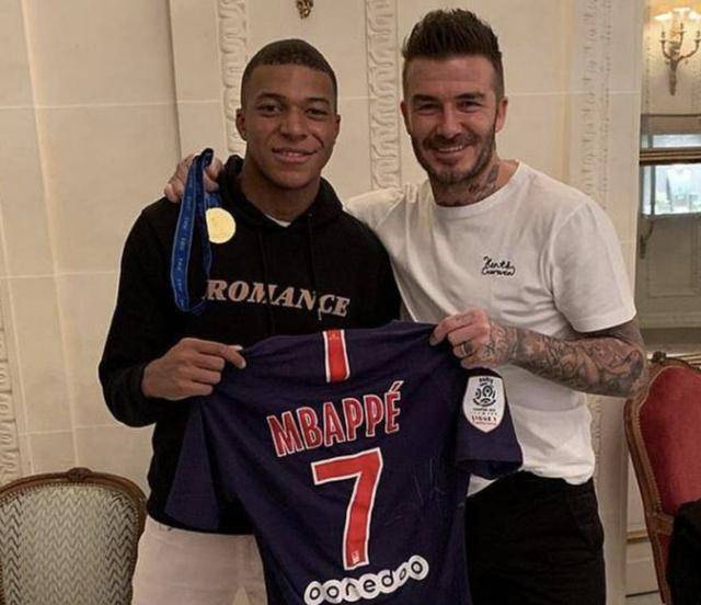 皇马公布欧冠战曼城名单：姆巴佩受伤仍入选，卡马文加缺席（皇马官宣欧冠对曼城大名单：姆巴佩带伤入列，卡马文加无缘）