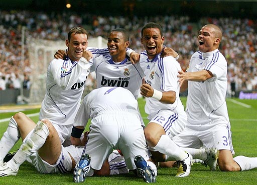 马德兴：我们的足球领导没有荣辱观，不觉得0-8是耻辱（马德兴：足球领导层缺乏荣辱意识，对0比8惨败不以为耻）