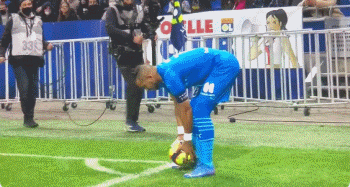 记者：森林穆里略、津琴科等多名伤员进入欧联名单，有望复出