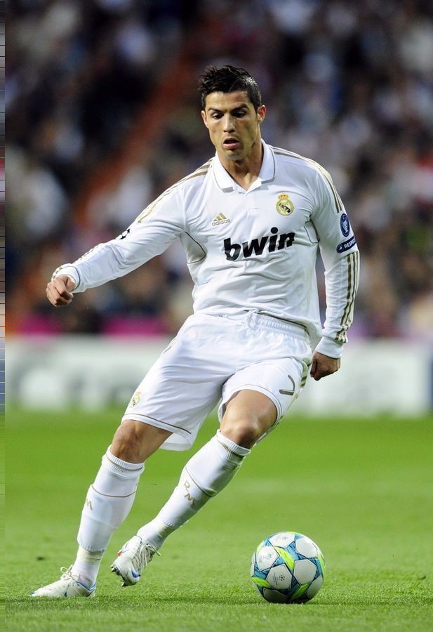 西媒：皇马希望再留吕迪格一年，球员本人也愿意留队效力（西媒：皇马盼吕迪格再留一年，球员愿留队继续效力）