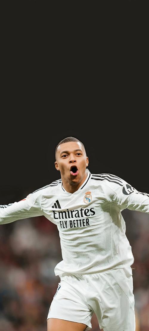 进球+造乌龙，麦克托米奈当选那不勒斯2-0卡拉巴赫全场最佳（麦克托米奈一球一造乌龙，那不勒斯2-0卡拉巴赫之战当选全场最佳）