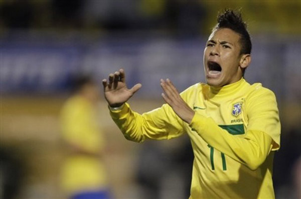 掘金核心连续两场三双（掘金领袖连场砍下三双）