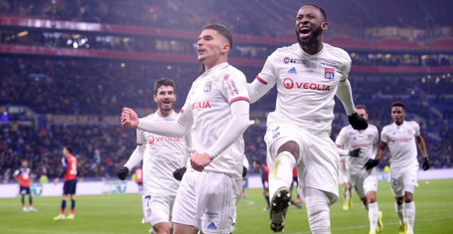 法兰克福后卫：巴萨的比赛风格非常大胆，你会欣赏他们的水平（法兰克福后卫：巴萨踢法大胆，实力令人称道）