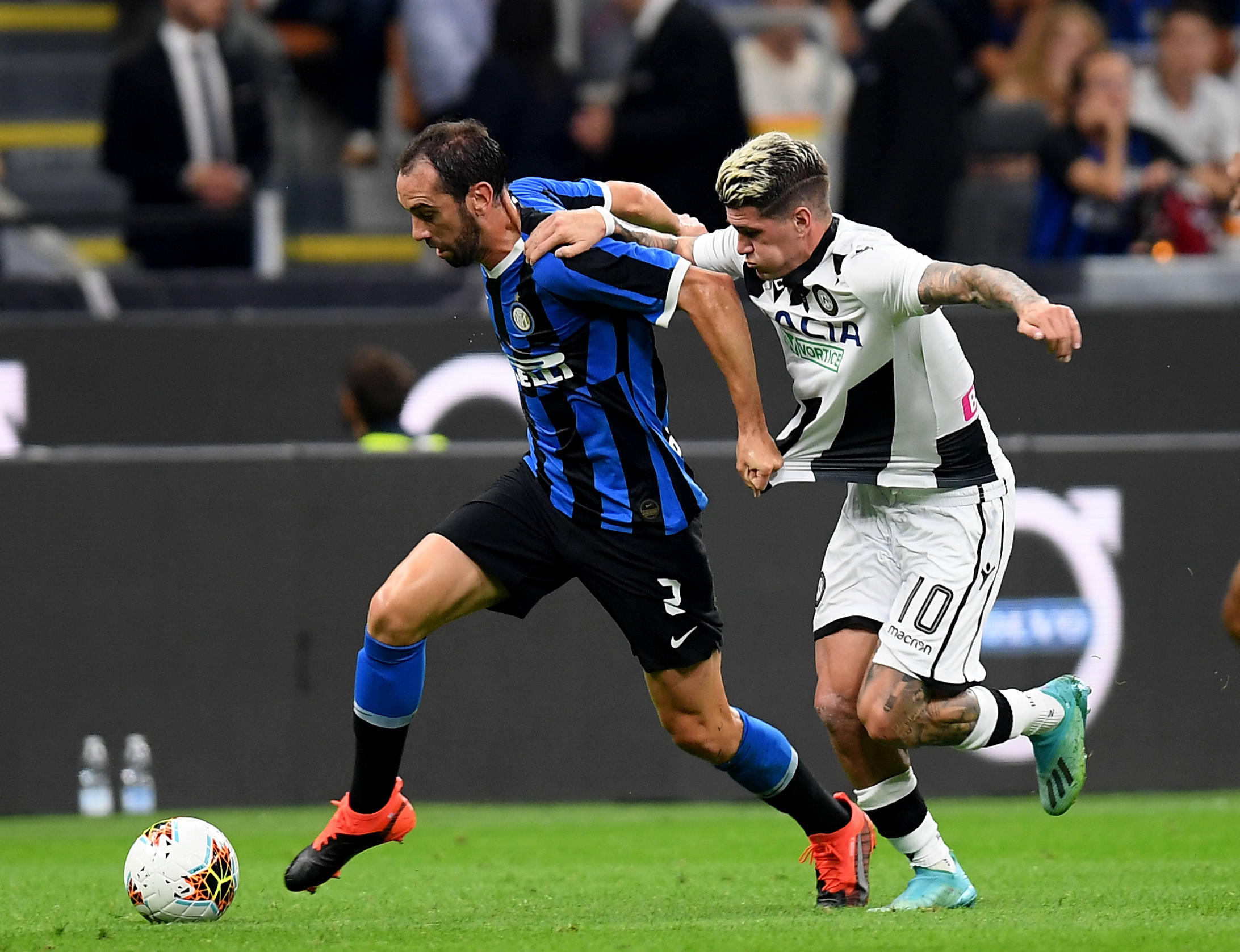 这球我真的看十遍不腻（这球我能回放十遍都不厌）