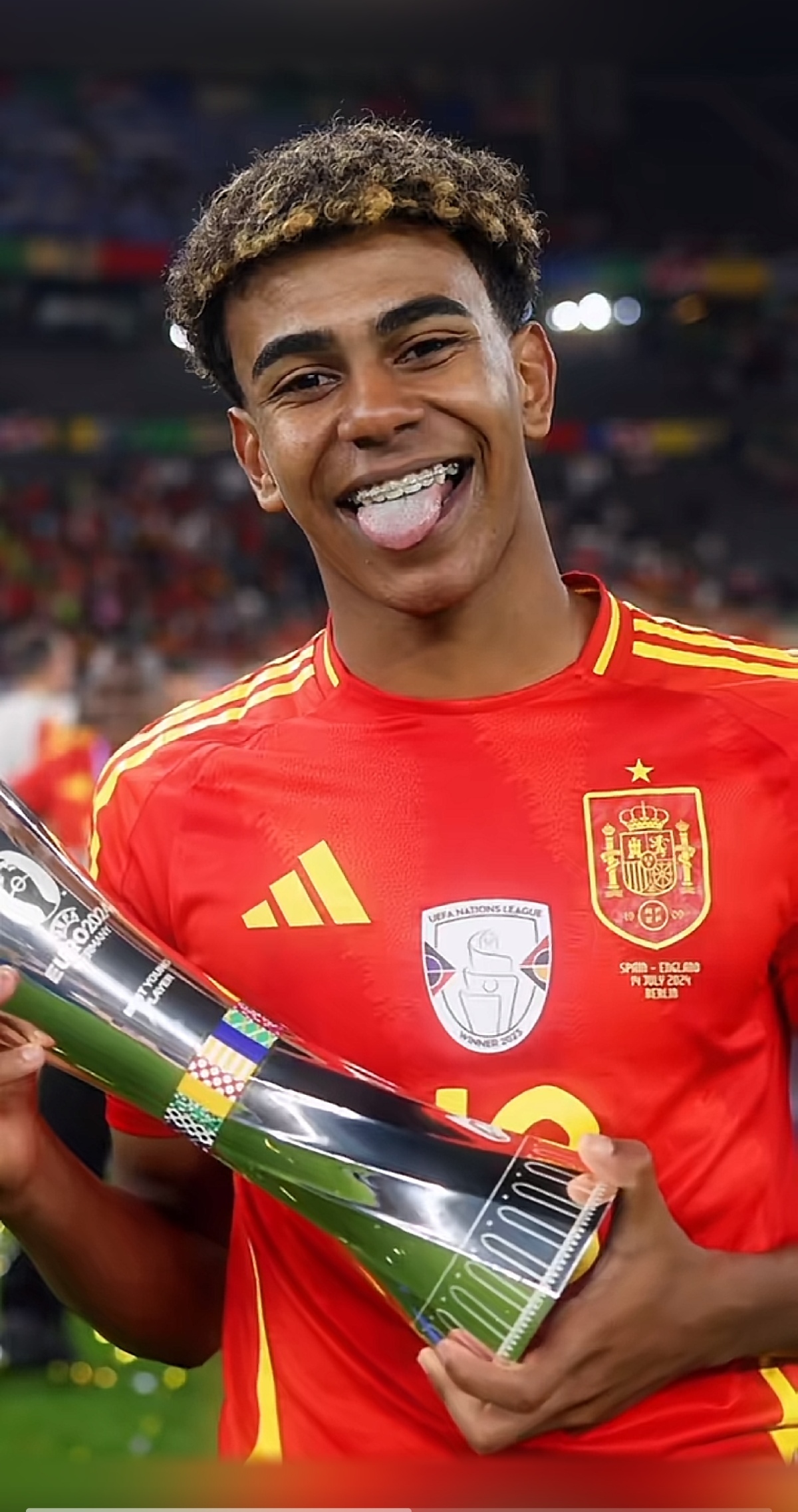 对手被晃得找不着北（对手被晃得晕头转向）