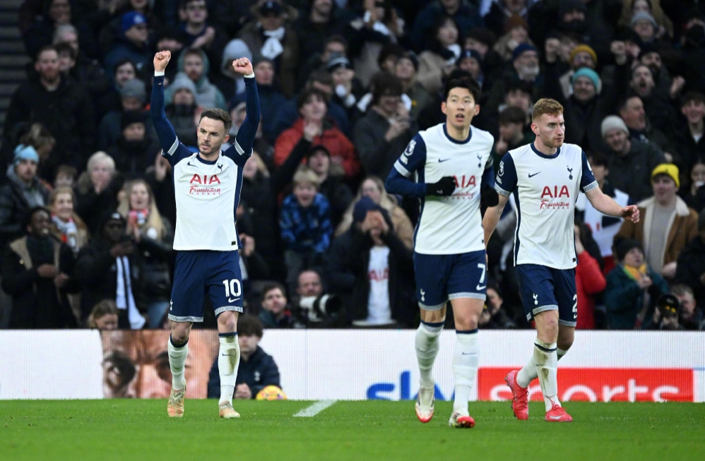 博尼：大胜是全队功劳；迪乌夫正在向所有人展示他的巨大价值（博尼：大胜归功于团队，迪乌夫正向世人展现其巨大价值）