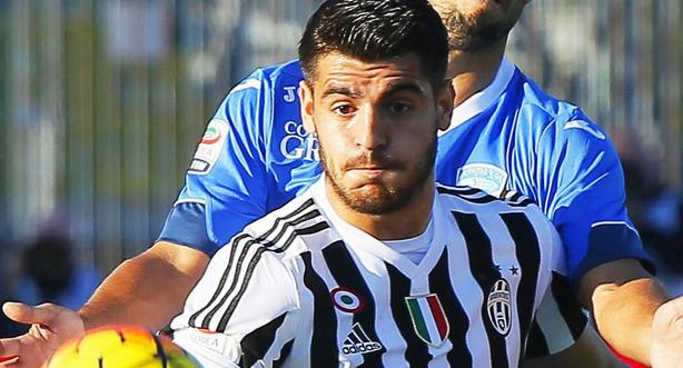 伦纳德24中15空砍赛季新高39分，仍未能带队取胜（伦纳德24投15中轰赛季新高39分仍难救主，球队无奈败北）