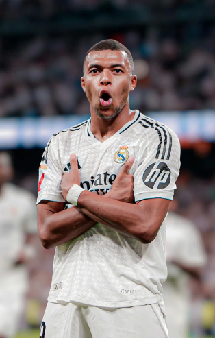 瓜迪奥拉的“毒奶”：一场建议如何将哈维·阿隆索推向悬崖边缘（瓜迪奥拉“毒奶”发威：一句建议如何把哈维·阿隆索逼上绝境）